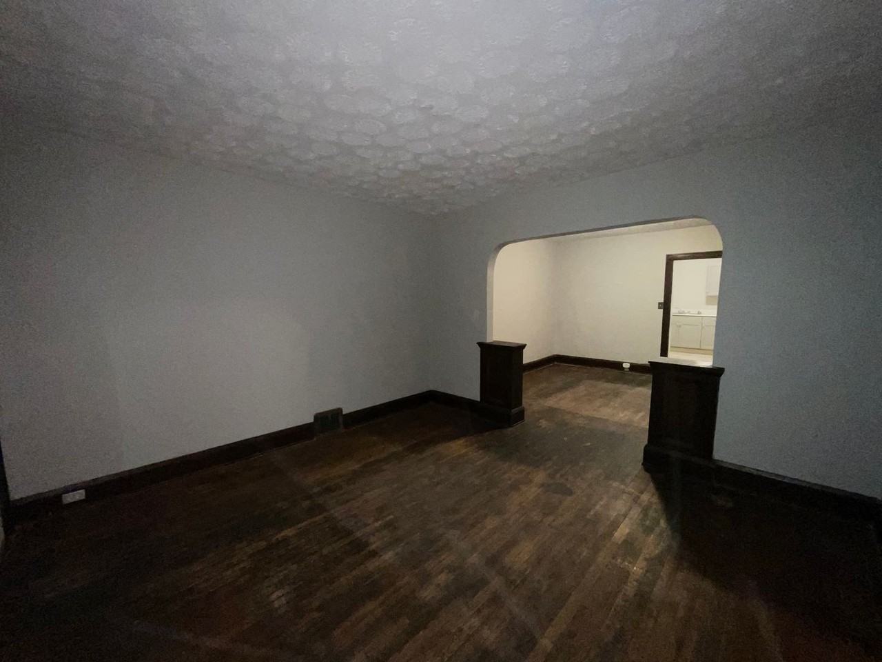 10012 Greenview Ave - Photo 6 of 14