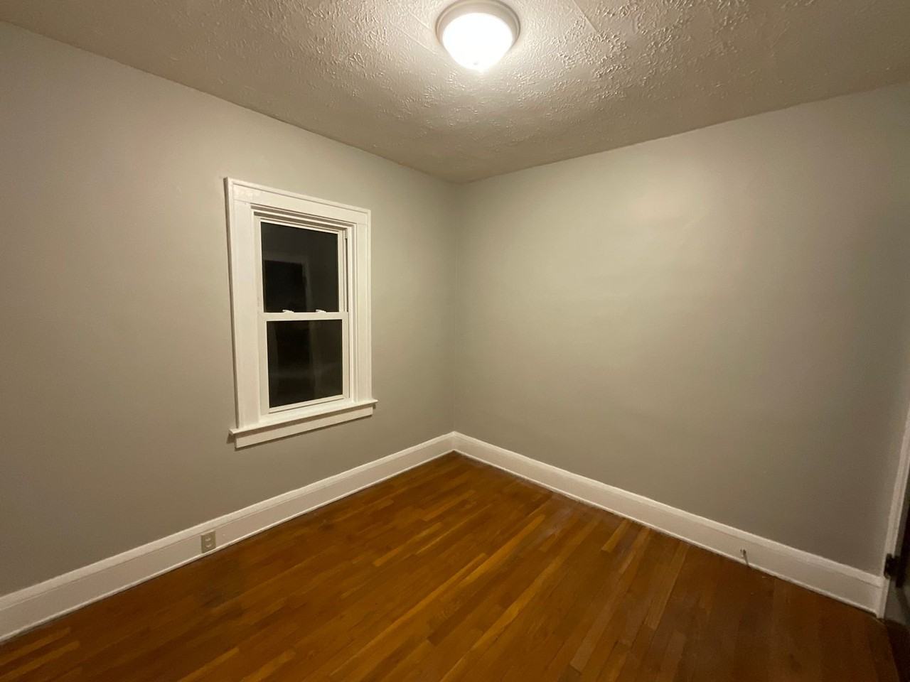 10012 Greenview Ave - Photo 7 of 14