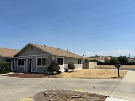 featured image of 900 La Vida Ln