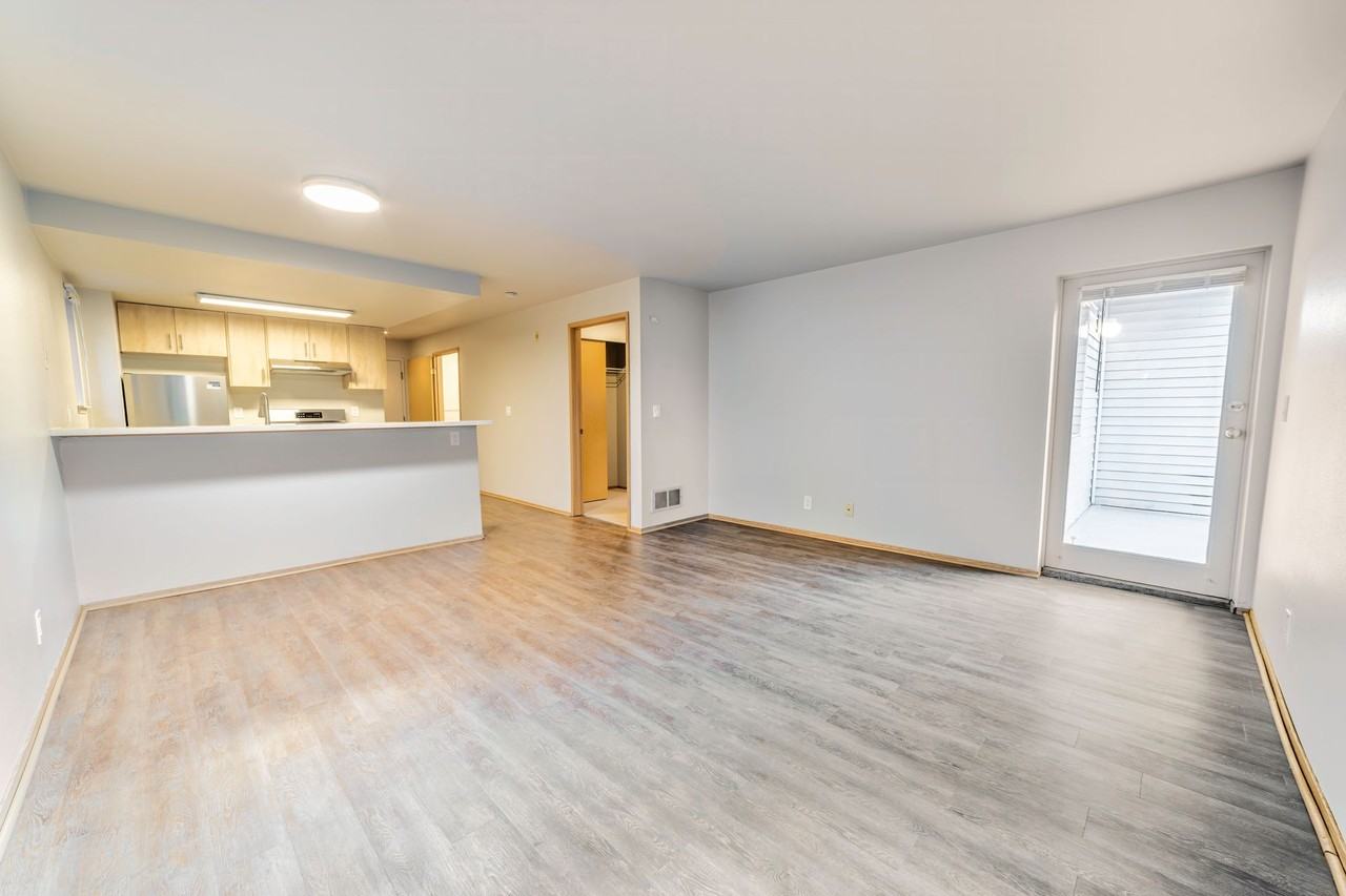 Villa Flora Apartments - Photo 2 of 39