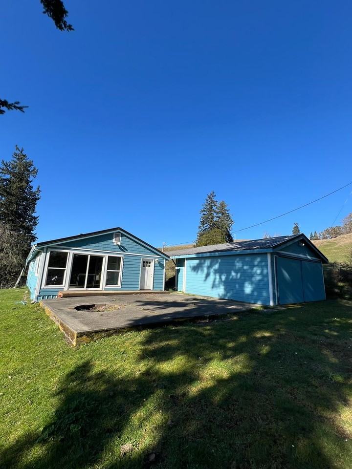 50235 Hermann Prairie Rd - Photo 2 of 23