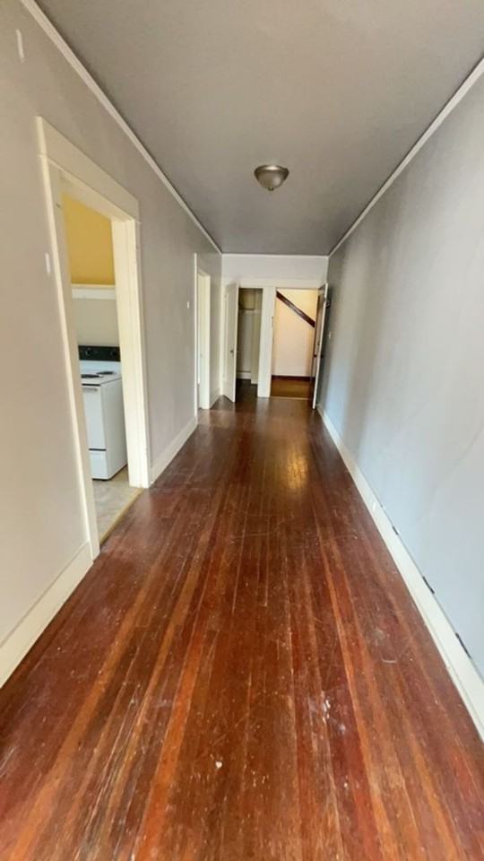 109 S 9th St - Photo 5 of 7