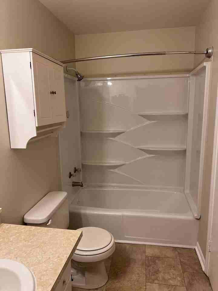 1503 Glenridge Rd - Photo 3 of 6