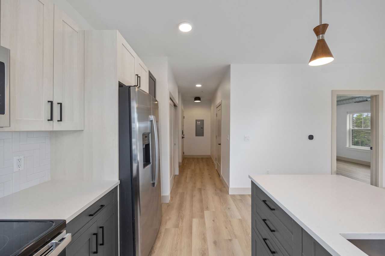 Brunswick - Riverside 2, LLC - Photo 7 of 20