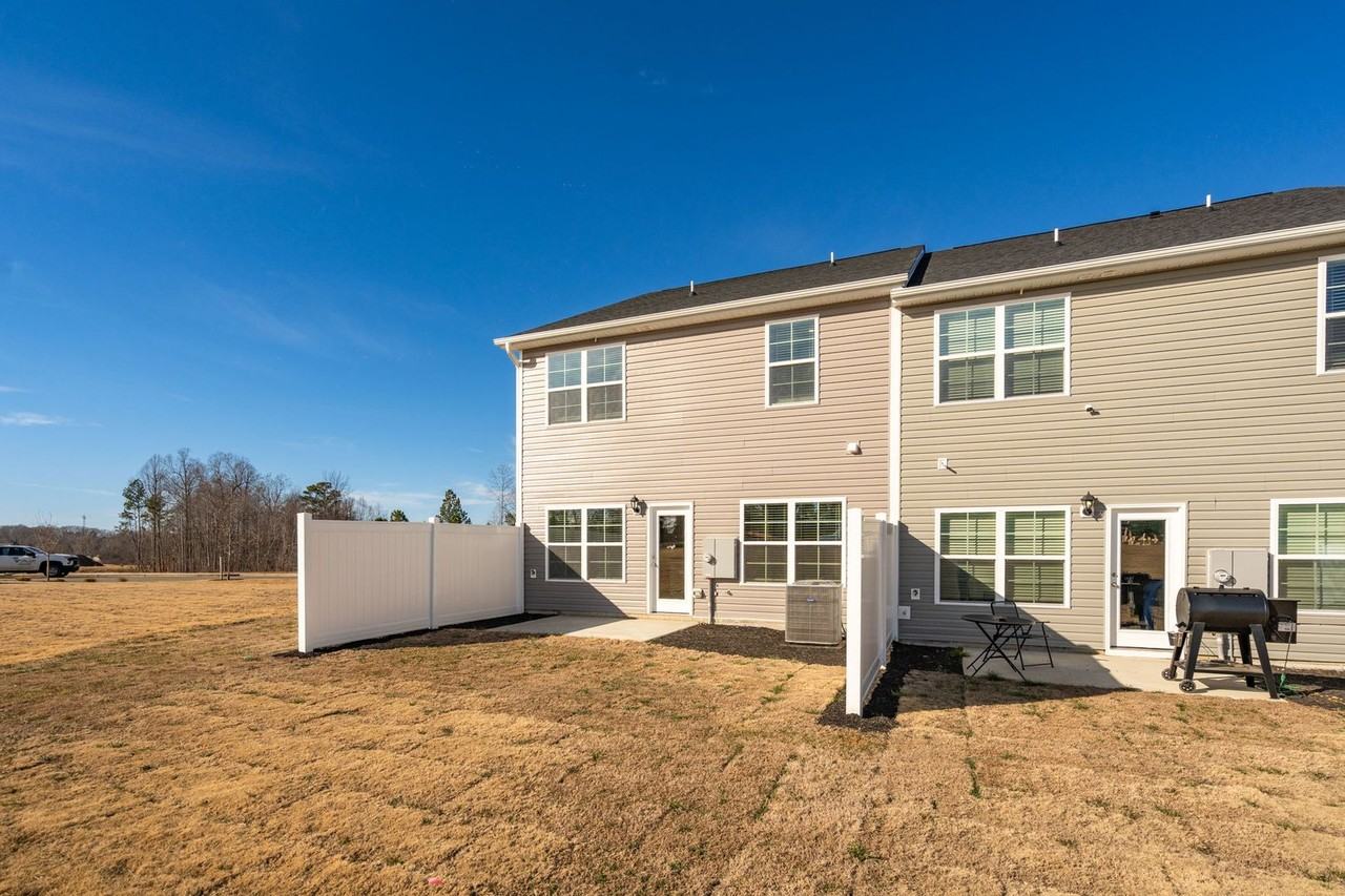 7020 Eclipse Trl - Photo 6 of 33