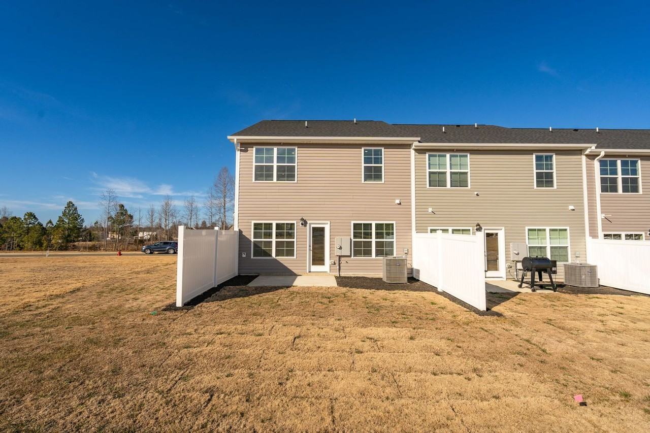 7020 Eclipse Trl - Photo 7 of 33