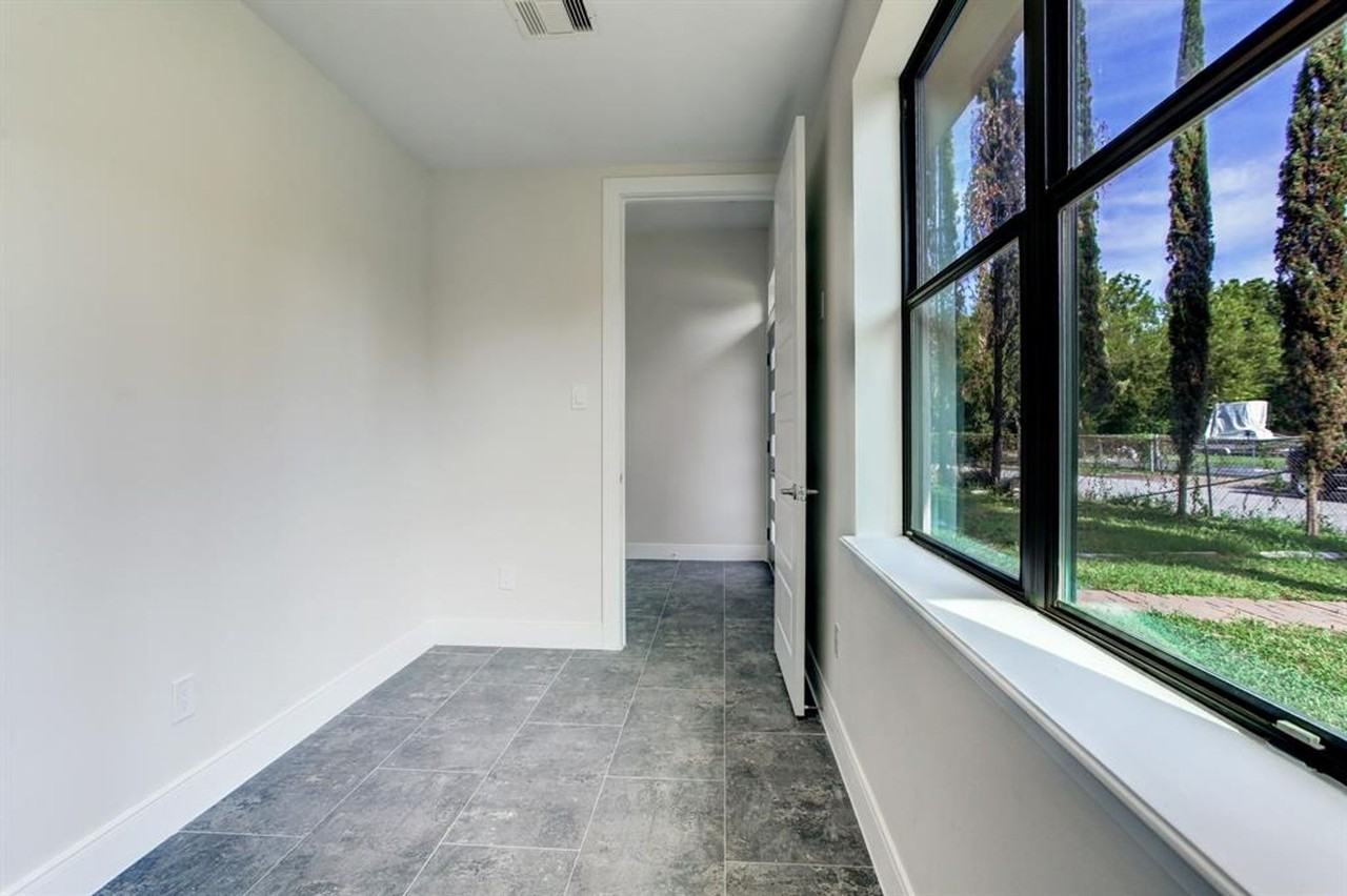 3106 Eunice St - Photo 5 of 16