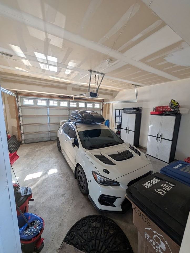 2005 E Stoneleigh Dr - Photo 4 of 41