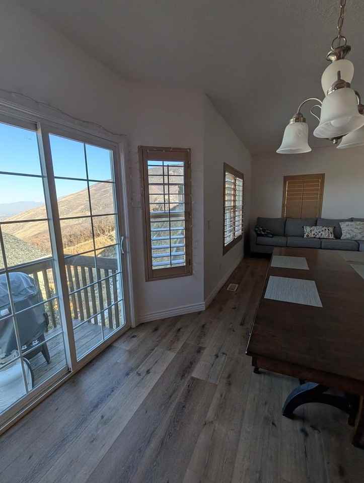 2005 E Stoneleigh Dr - Photo 6 of 41