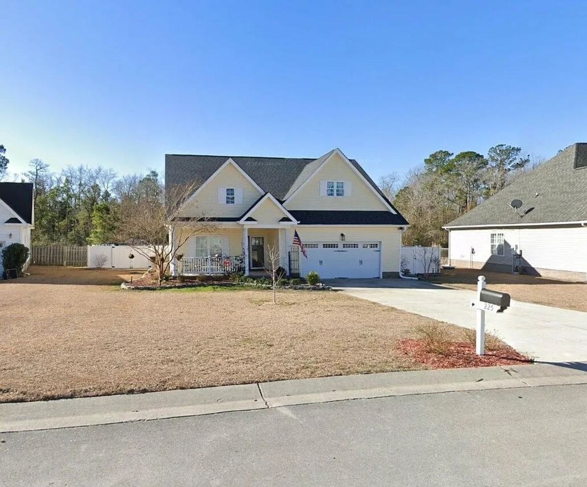 225 Wedgefield Cir - Photo 2 of 29