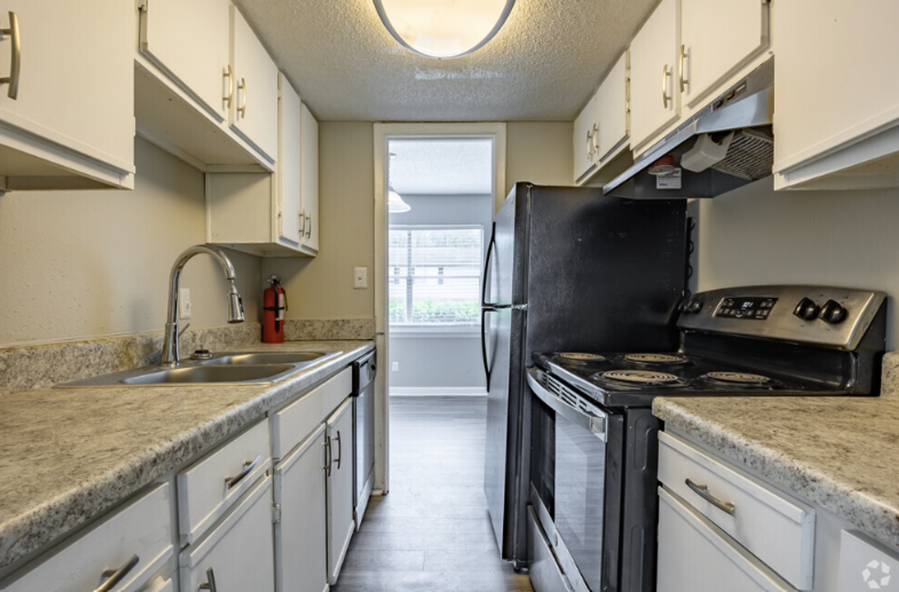 Cedarview Townhomes - Photo 3 of 50
