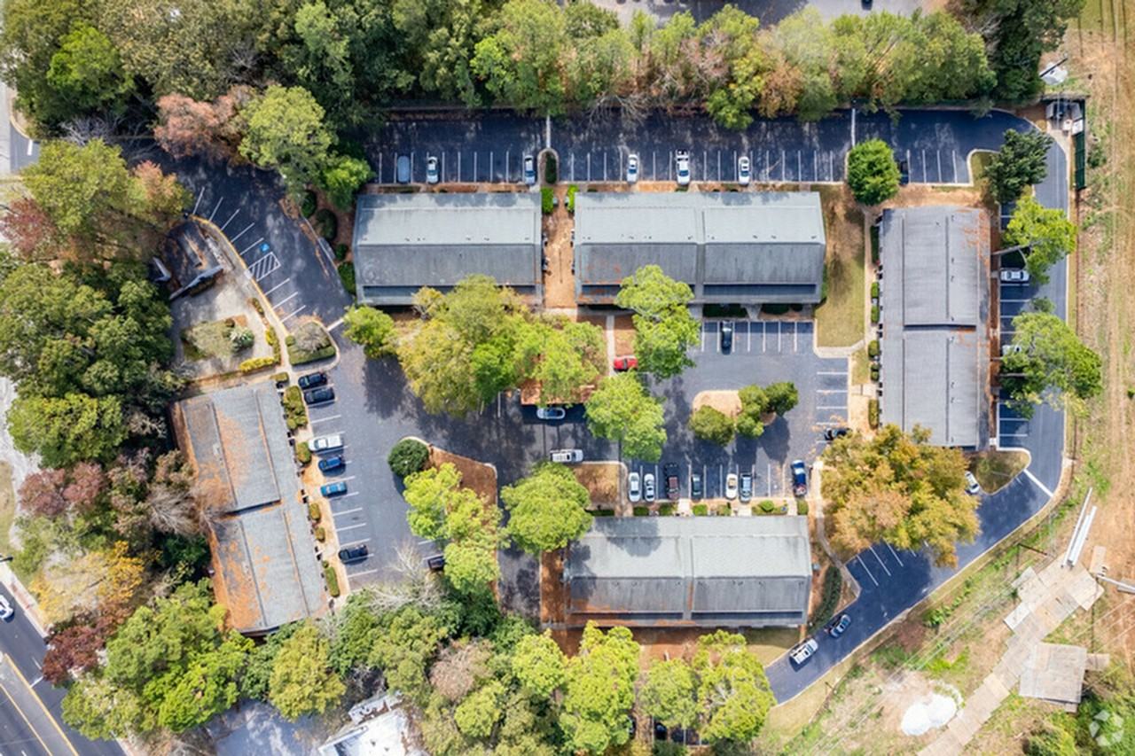 Easy, Open Loft Living in Decatur! - Photo 3 of 50