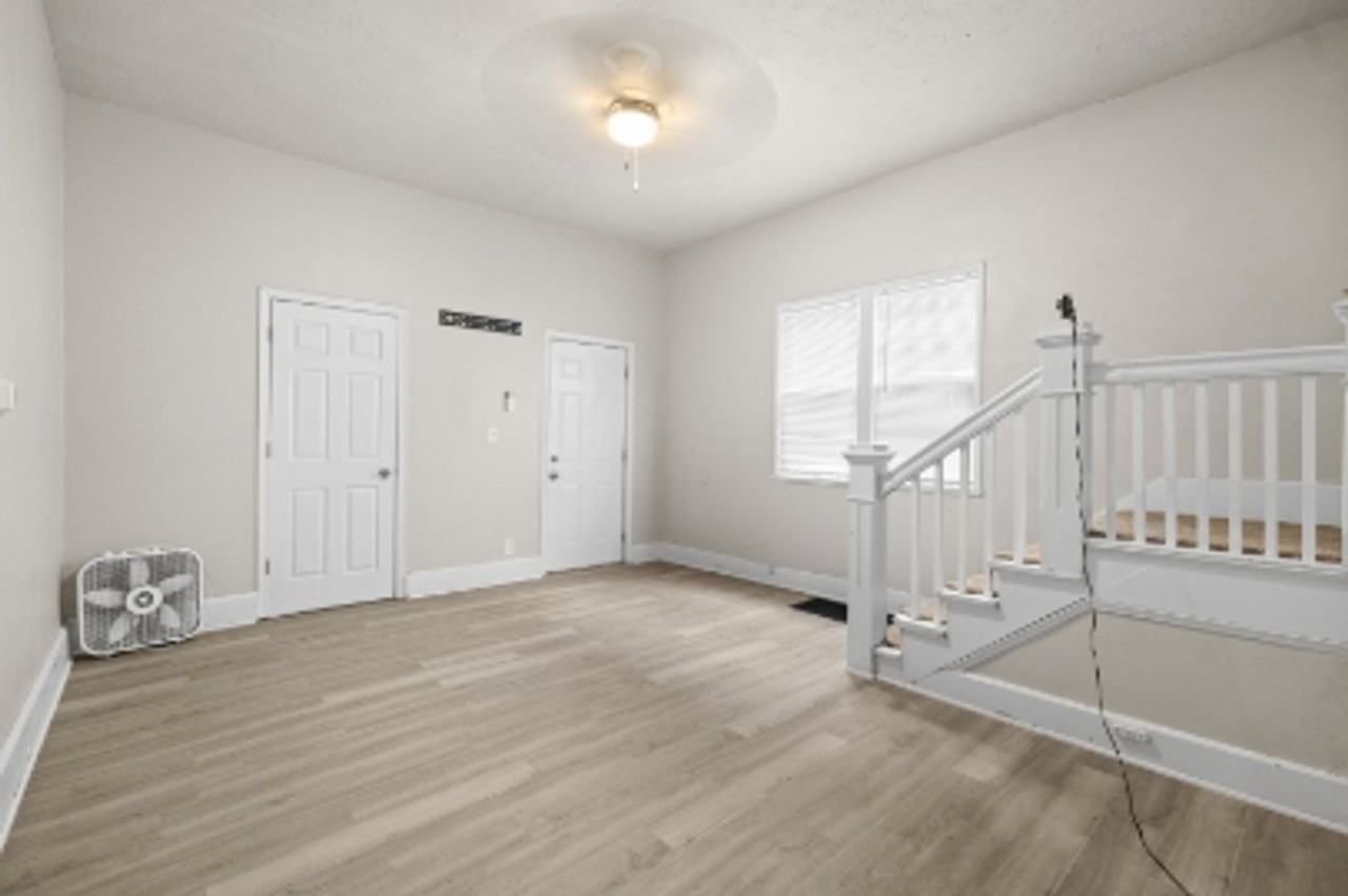 1211 W 30th St - Photo 6 of 22