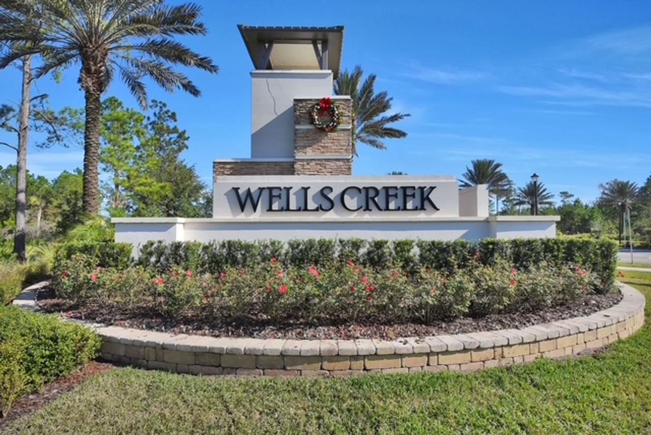 13968 Molina Dr - Photo 2 of 41