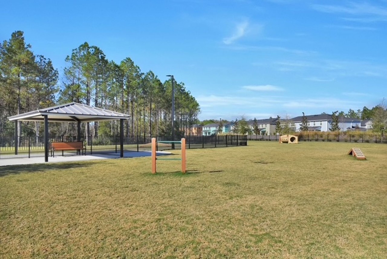 13968 Molina Dr - Photo 7 of 41