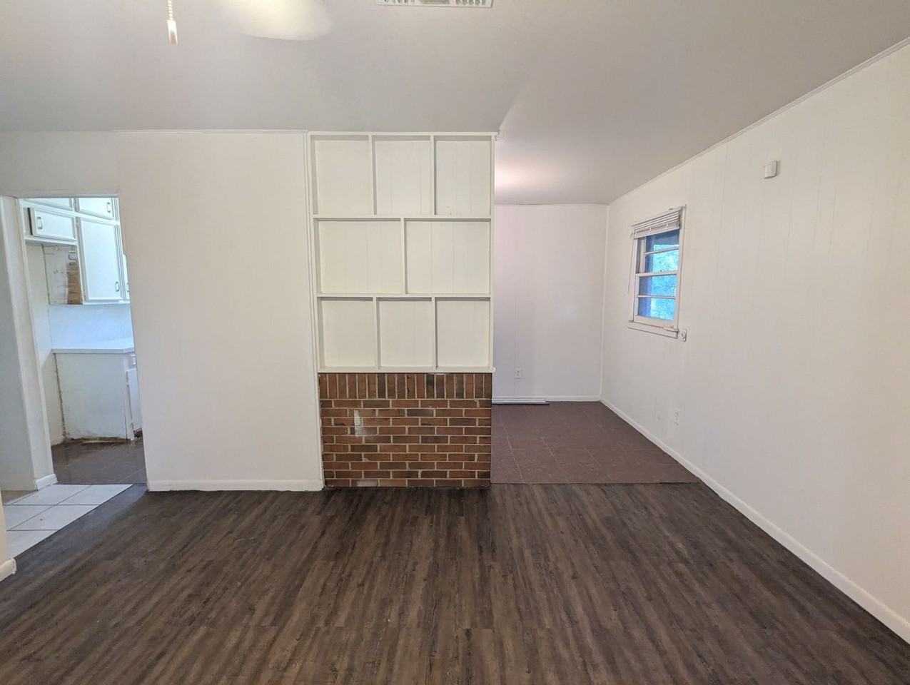 2104 E 29th St - Photo 3 of 15