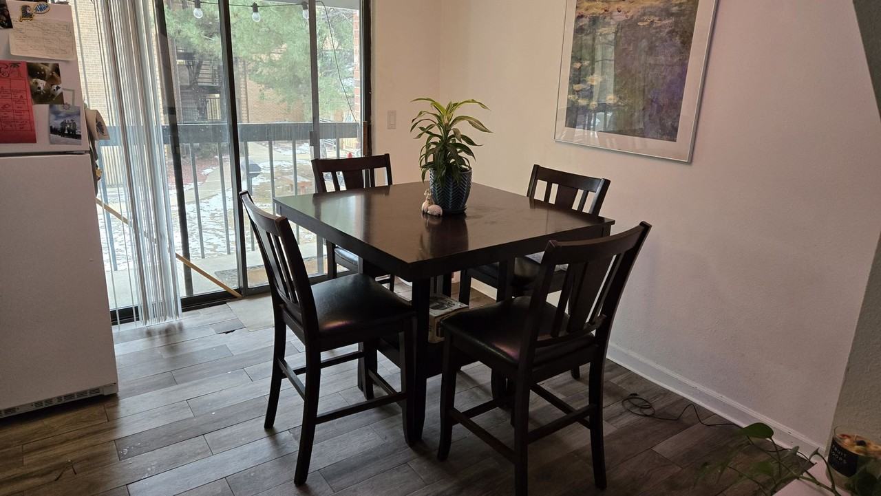 3480 Colorado Ave - Photo 4 of 11