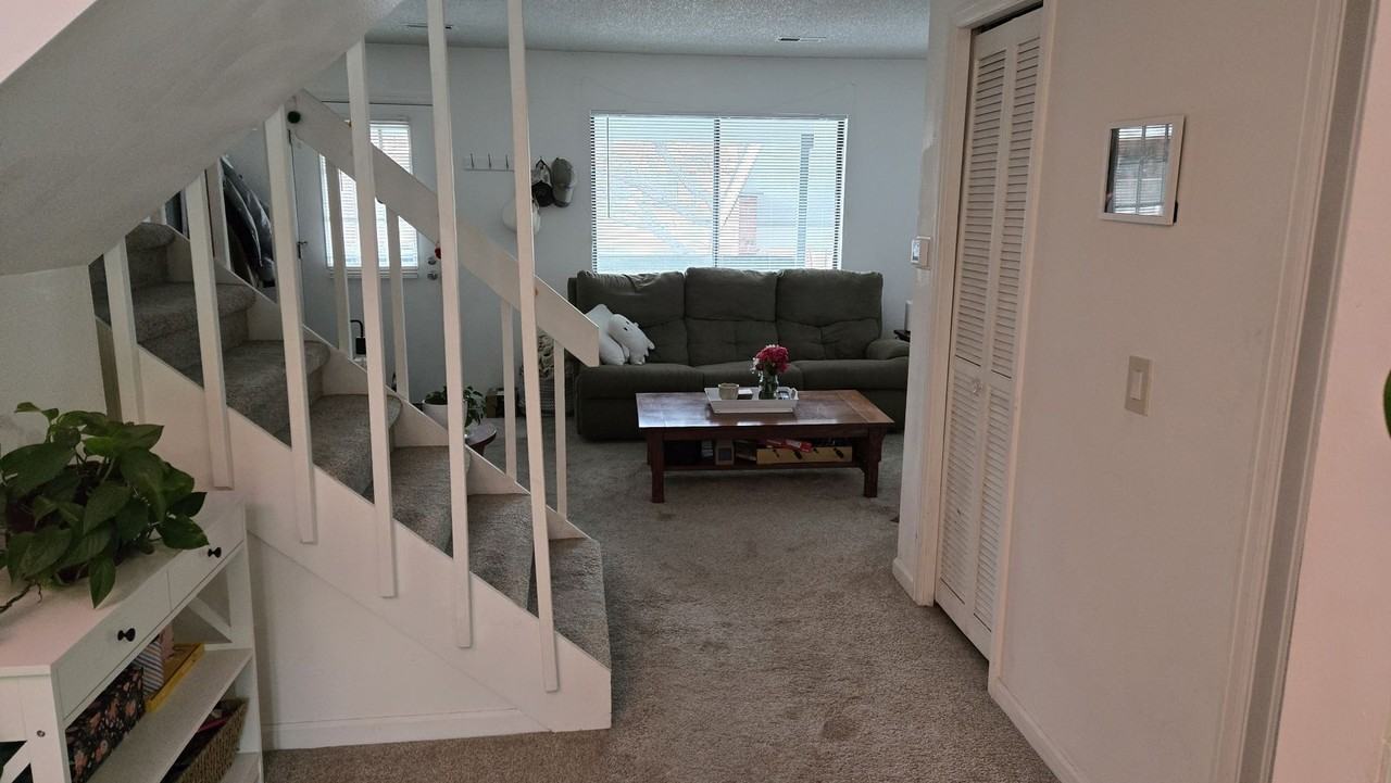 3480 Colorado Ave - Photo 5 of 11