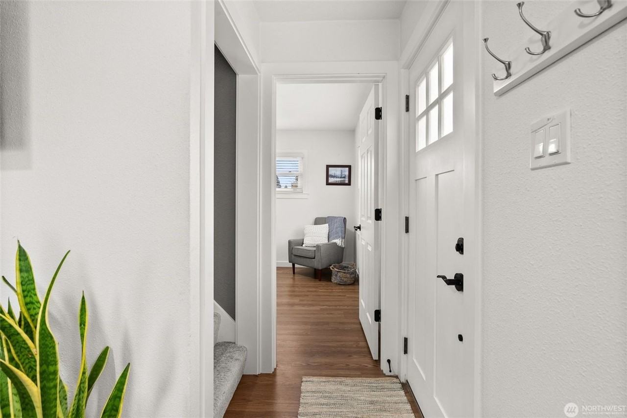 7861 S D St - Photo 2 of 19