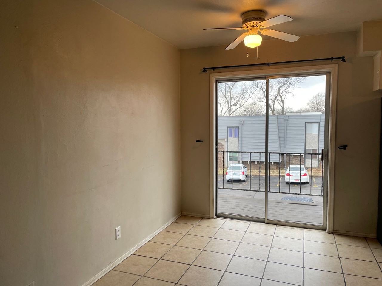 4710 E 68th St - Photo 5 of 20