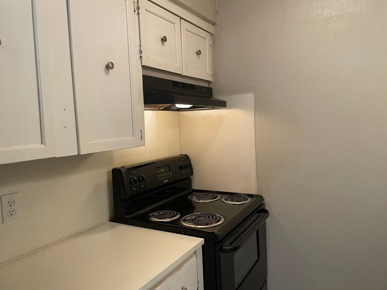 4710 E 68th St - Photo 7 of 20