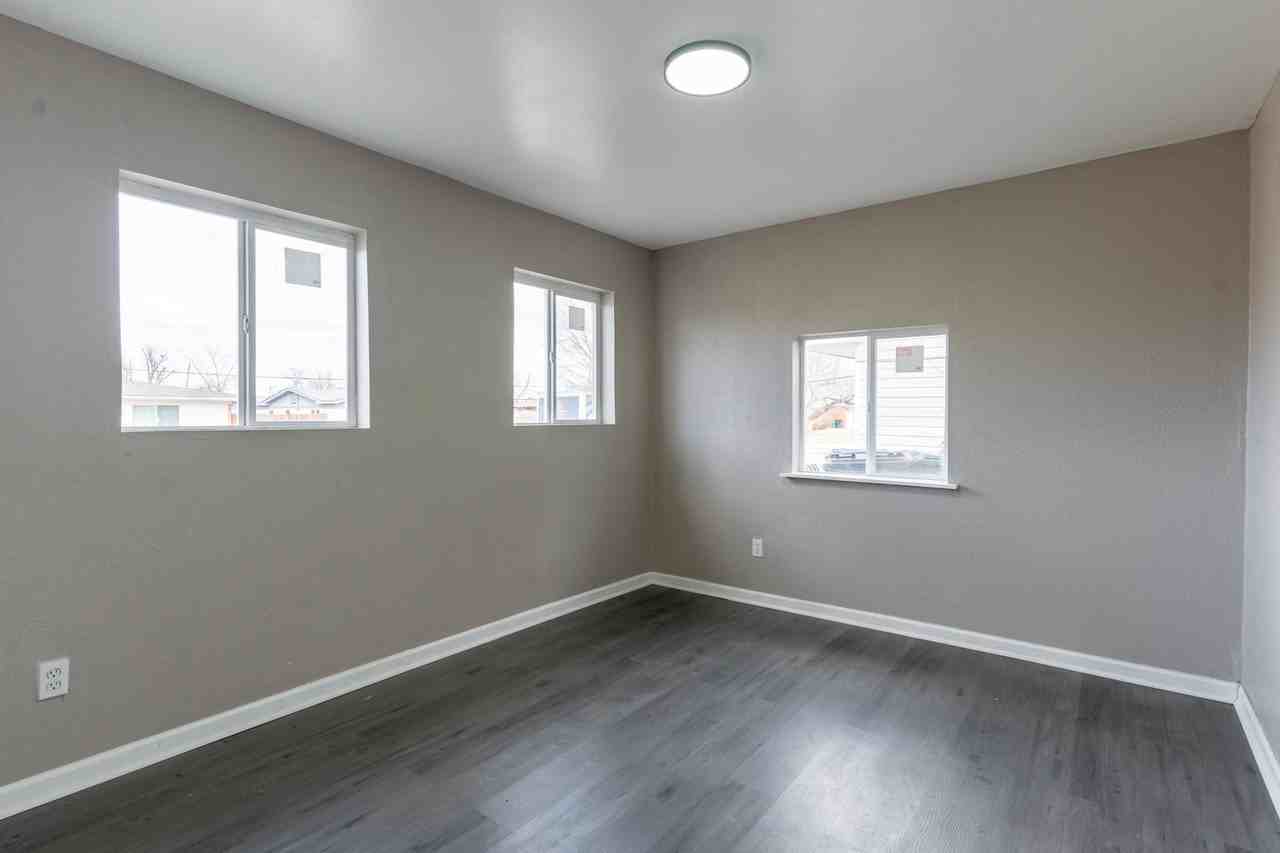 2208 Sw 61st Ter - Photo 4 of 18