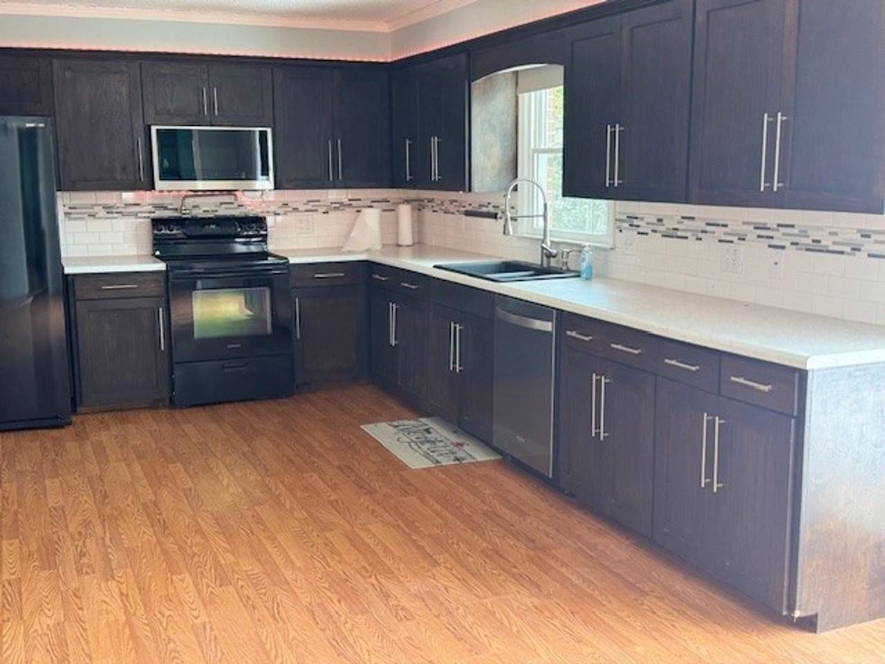 9113 Mountain Aire Cir - Photo 3 of 19