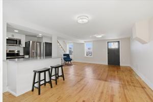 featured image of 305 W Broadway