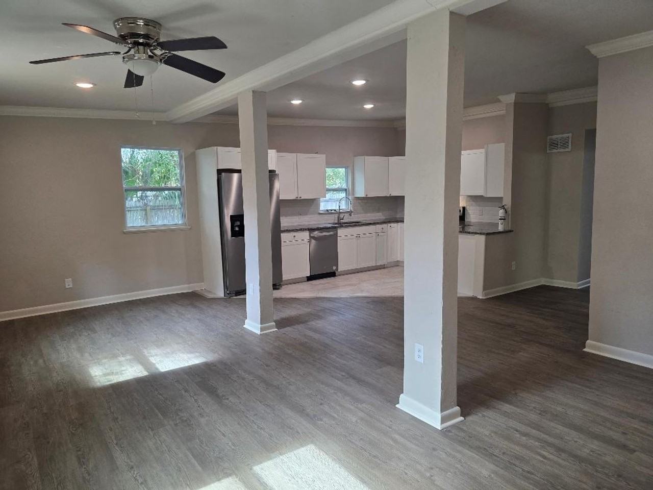 21307 Se Hawthorne Rd - Photo 6 of 19