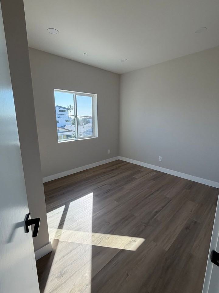 3365 A St #3 - Photo 5 of 11