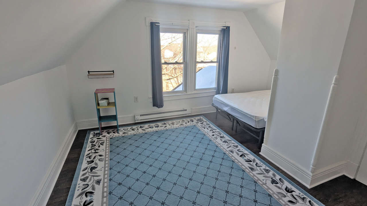 51 Acushnet Ave - Photo 3 of 14