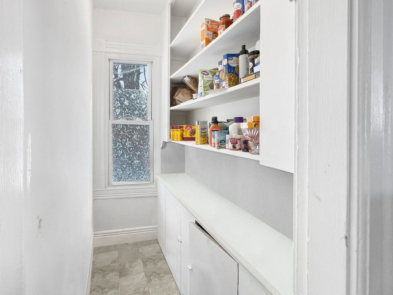 51 Acushnet Ave - Photo 7 of 14