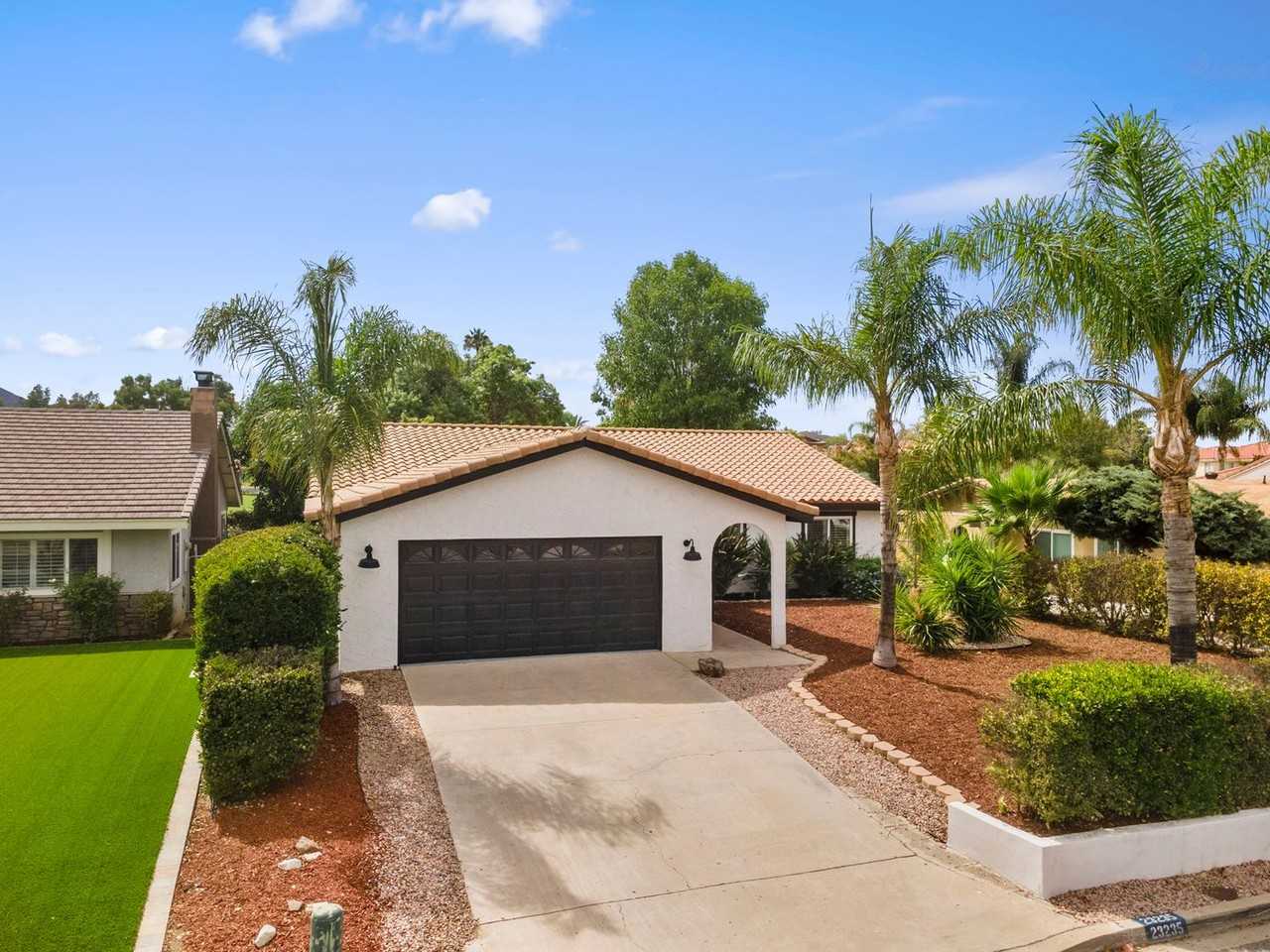 23235 Canyon Lake Dr S - Photo 2 of 50