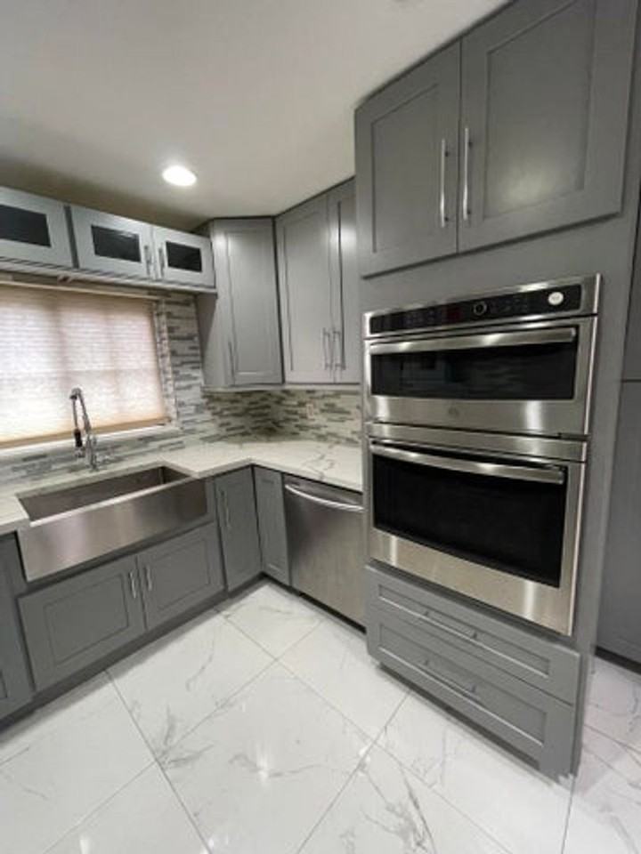 3011 Nw 48th Ave - Photo 2 of 20