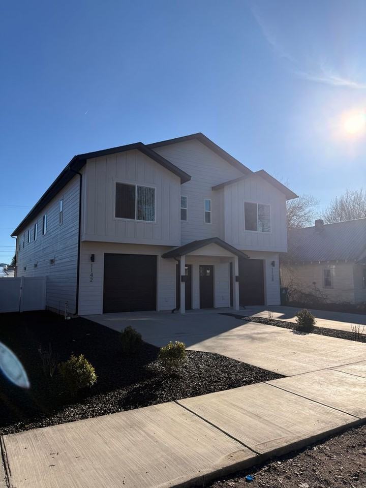 1142 N 7th St - Photo 2 of 20