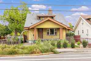 featured image of 3246 Ne 57th Ave #A