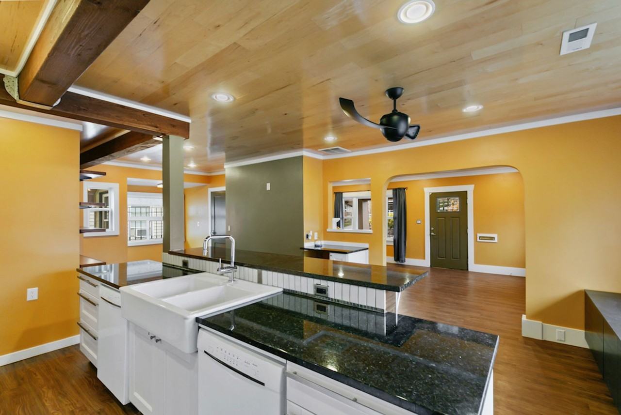 3246 Ne 57th Ave #A - Photo 6 of 47