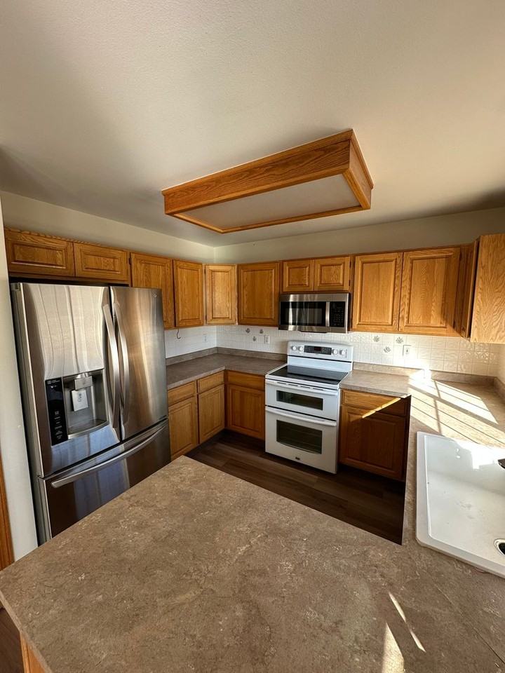 3037 Antelope Rd - Photo 6 of 31