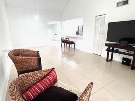 featured image of 9762 Northwest 49th Doral Lane ##378