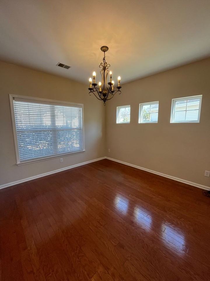 202 Willet Dr - Photo 2 of 19