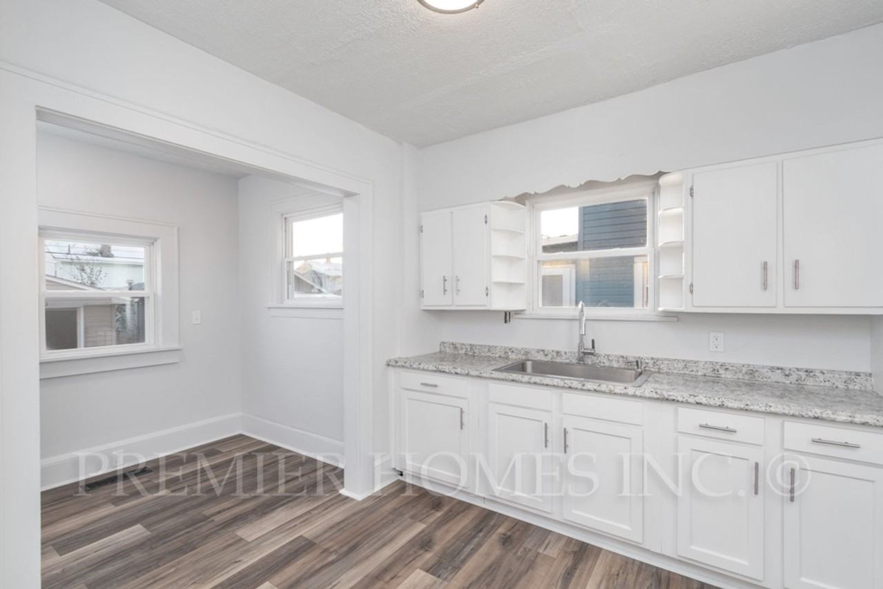 2318 10th St Nw - Photo 7 of 18