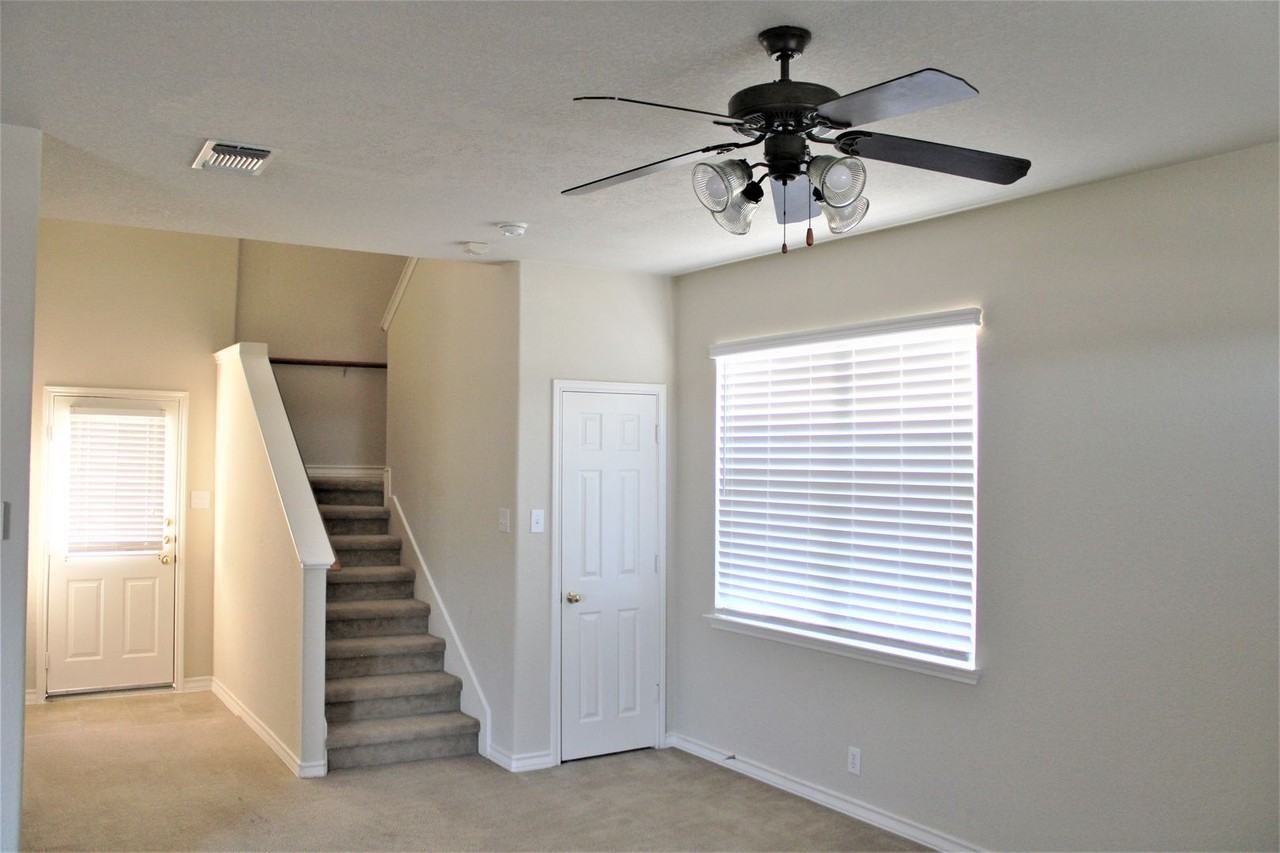 625 Meadow Arbor Ln - Photo 7 of 20