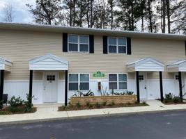 featured image of 4918 Franklin Ave