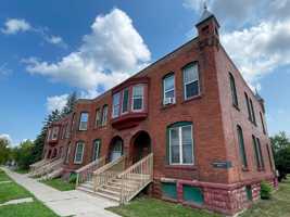 featured image of 1222 Hughitt Ave