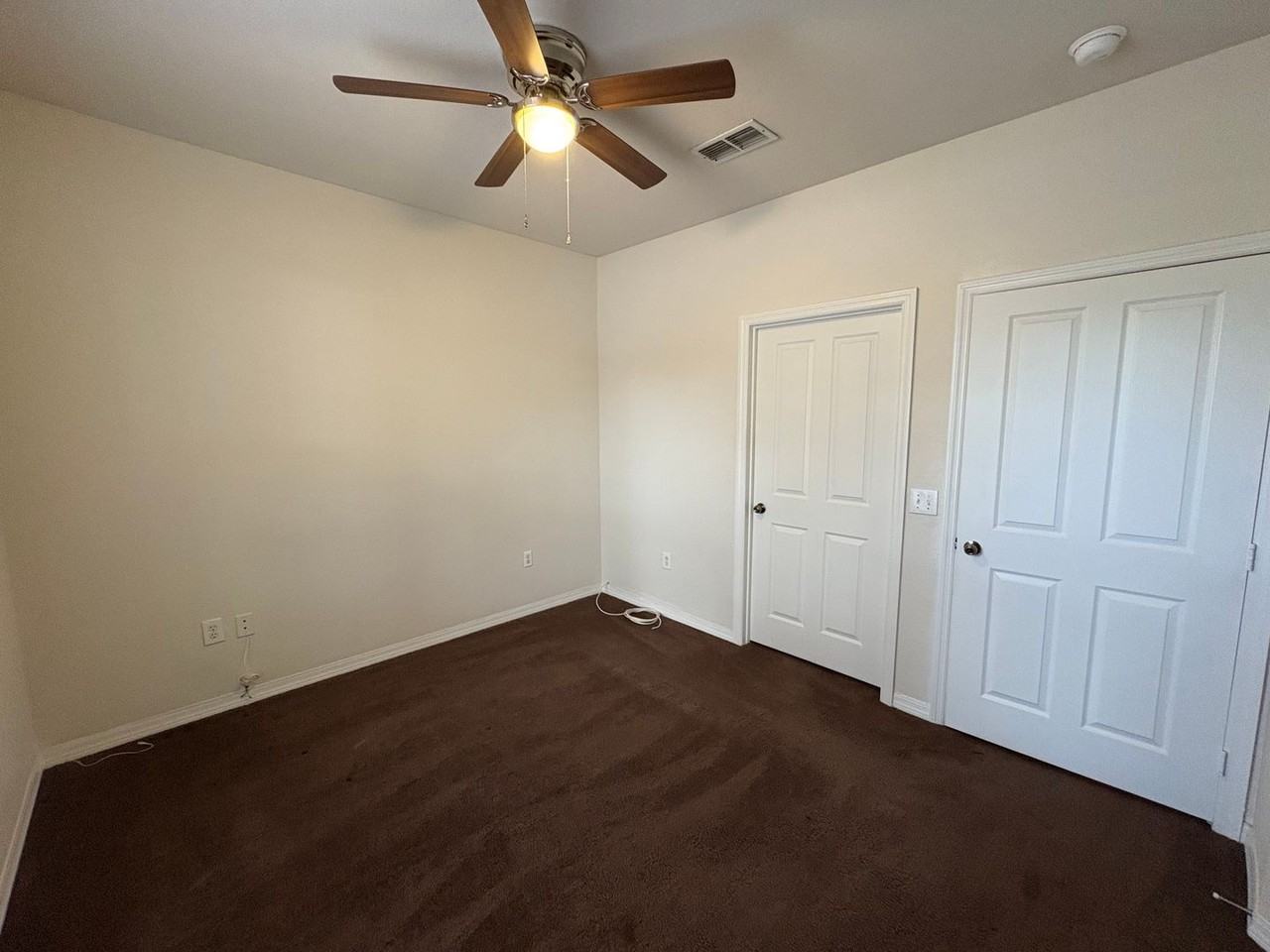 1003 1003 Heminway Circle - Photo 6 of 12