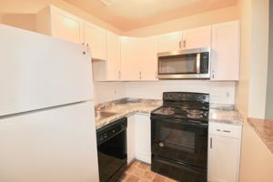 featured image of 1468 Bradley Dr