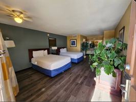 featured image of 718 Horizon Dr