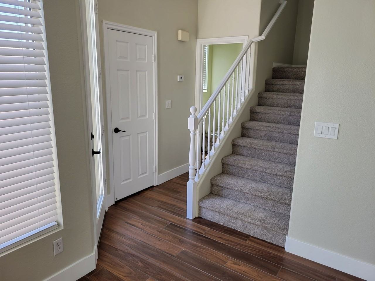 8212 Annual Ridge St - Photo 3 of 30