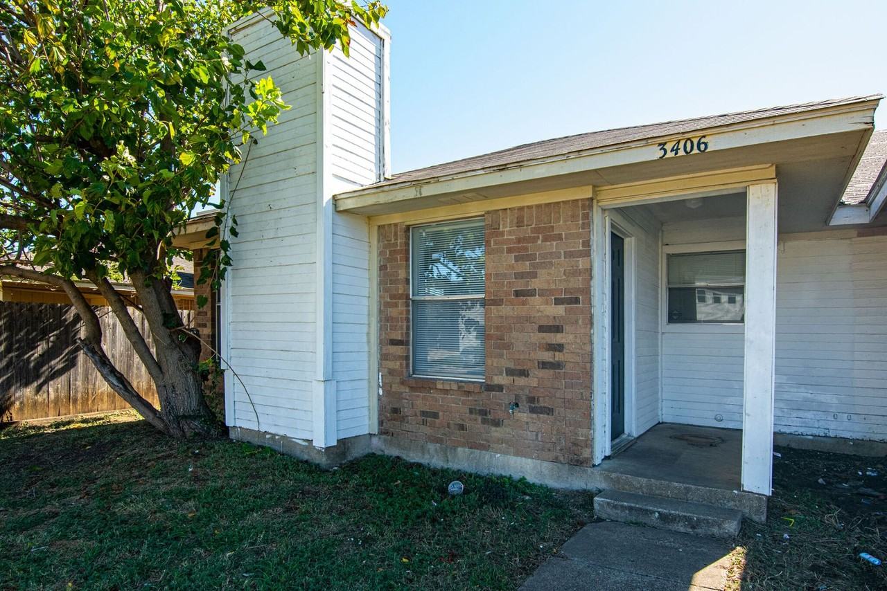 3406 Heritage Ln - Photo 2 of 26