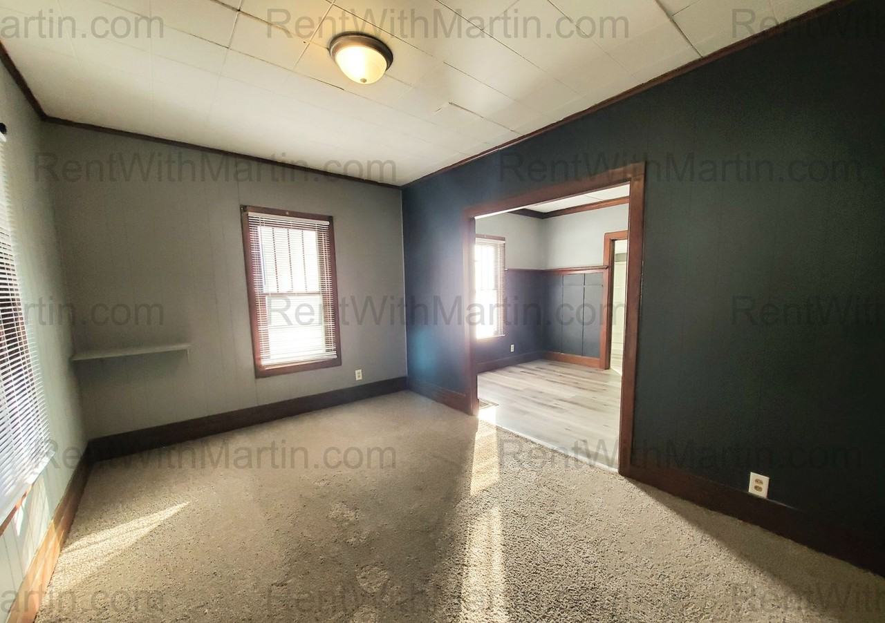 229 Linden Ave - Photo 5 of 21